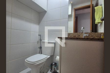 Lavabo  de apartamento para alugar com 4 quartos, 109m² em Recreio dos Bandeirantes, Rio de Janeiro