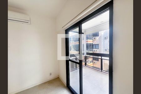 Quarto de apartamento para alugar com 2 quartos, 90m² em Recreio dos Bandeirantes, Rio de Janeiro