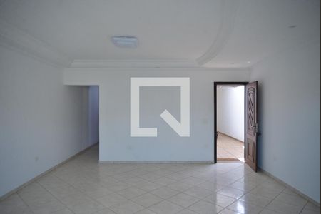 Sala de casa para alugar com 3 quartos, 274m² em Parque Novo Oratório, Santo André