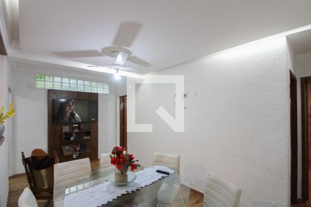 Sala de Jantar de casa à venda com 4 quartos, 240m² em Serrano, Belo Horizonte