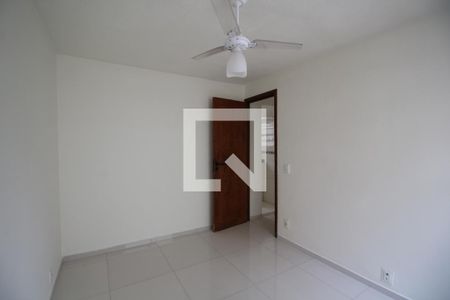 Quarto 2 de apartamento para alugar com 2 quartos, 50m² em Taquara, Rio de Janeiro