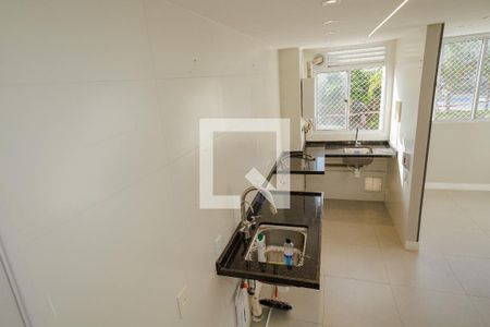 Sala/cozinha de apartamento para alugar com 2 quartos, 42m² em Campo Grande, Rio de Janeiro