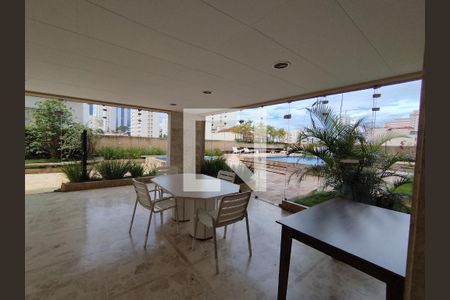 Hall de entrada de apartamento à venda com 2 quartos, 70m² em Cambuci, São Paulo