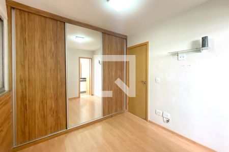 Suite 1 de apartamento para alugar com 3 quartos, 83m² em Ipiranga, Belo Horizonte