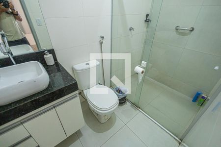 Casa à venda com 5 quartos, 220m² em Santa Monica, Belo Horizonte