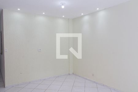 Sala de casa para alugar com 1 quarto, 30m² em Santíssimo, Rio de Janeiro
