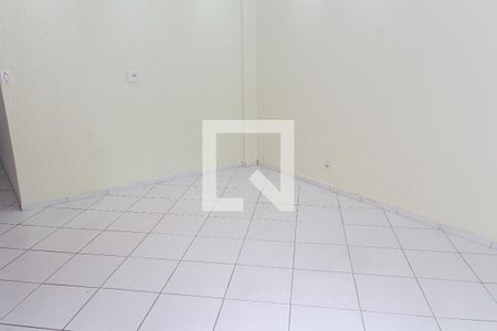 Sala de casa para alugar com 1 quarto, 30m² em Santíssimo, Rio de Janeiro