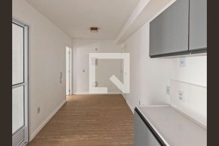Apartamento para alugar com 2 quartos, 34m² em Vila Mangalot, São Paulo