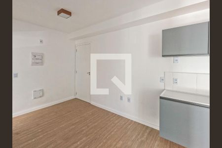 Apartamento para alugar com 2 quartos, 34m² em Vila Mangalot, São Paulo