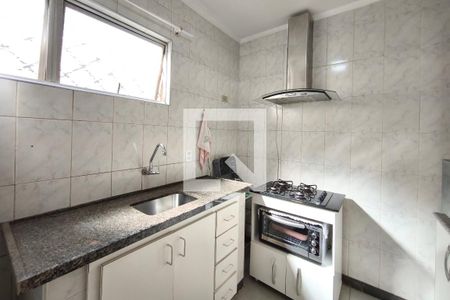 Cozinha de apartamento à venda com 2 quartos, 66m² em Cidade Jardim, Campinas