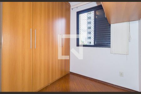 Quarto 1 de apartamento à venda com 3 quartos, 81m² em Vila Bertioga, São Paulo