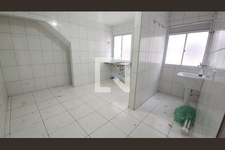 Cozinha de apartamento para alugar com 1 quarto, 34m² em Vila Ré, São Paulo