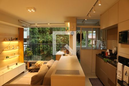 Sala de apartamento à venda com 2 quartos, 60m² em Pompeia, São Paulo