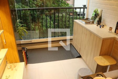 Sala de apartamento à venda com 2 quartos, 60m² em Pompeia, São Paulo