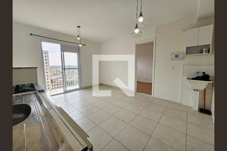 Sala/Cozinha de kitnet/studio para alugar com 1 quarto, 37m² em Vila das Belezas, São Paulo