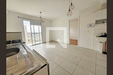 Sala/Cozinha de kitnet/studio para alugar com 1 quarto, 37m² em Vila das Belezas, São Paulo
