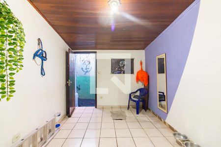 Sala 2 de casa à venda com 7 quartos, 180m² em Padroeira, Osasco