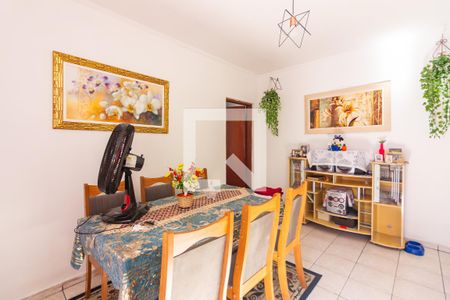 Sala  de casa à venda com 7 quartos, 180m² em Padroeira, Osasco