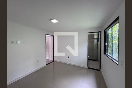 Suíte de apartamento à venda com 1 quarto, 50m² em Vargem Grande, Rio de Janeiro