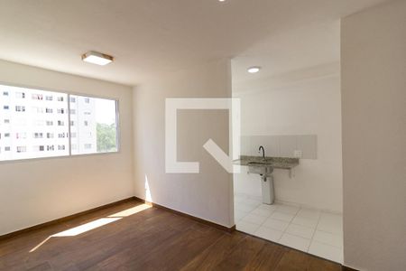 Sala de apartamento à venda com 2 quartos, 44m² em Usina Piratininga, São Paulo