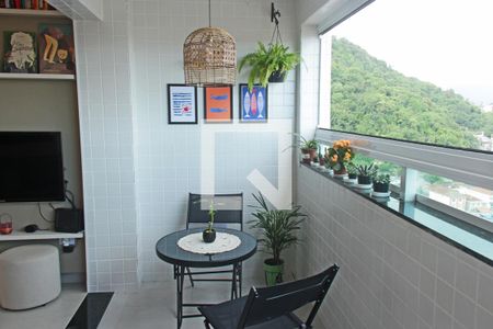 Sala de apartamento para alugar com 2 quartos, 55m² em Marapé, Santos