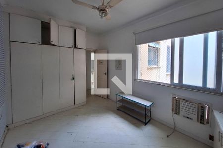 Quarto 1 de apartamento para alugar com 3 quartos, 128m² em Icaraí, Niterói