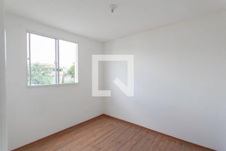 Quarto 2 de apartamento para alugar com 2 quartos, 43m² em Caiapos, Contagem