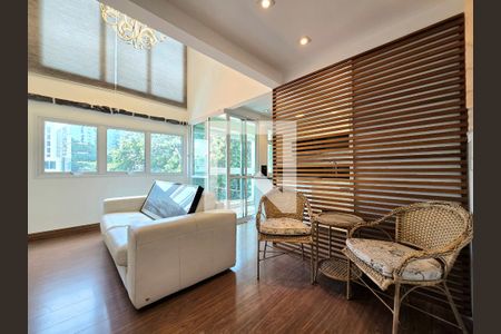 Sala de apartamento à venda com 1 quarto, 64m² em Indianópolis, São Paulo