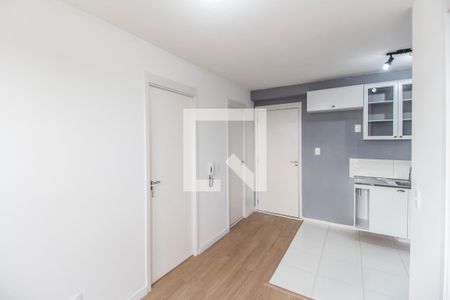 Sala  de apartamento para alugar com 2 quartos, 36m² em Chacara Santa Lucia, Carapicuíba