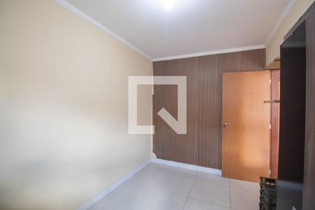 Quarto 2 de casa para alugar com 2 quartos, 450m² em Jardim Apuana, São Paulo