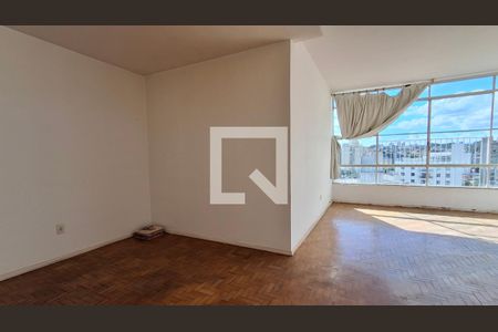 Sala de apartamento à venda com 2 quartos, 129m² em Vila Itapura, Campinas