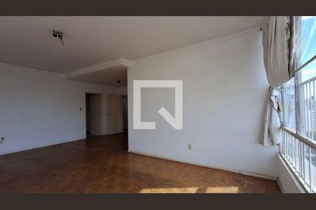Sala de apartamento à venda com 2 quartos, 129m² em Vila Itapura, Campinas