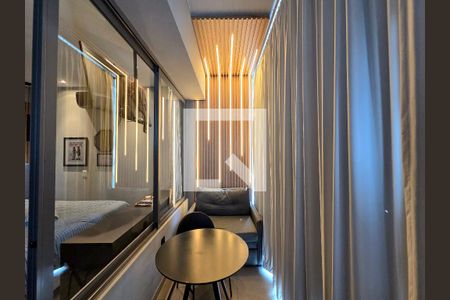 Varanda de kitnet/studio à venda com 1 quarto, 30m² em Vila Olímpia, São Paulo