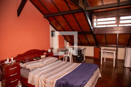 Quarto Suíte de casa para alugar com 3 quartos, 179m² em Santo Amaro, São Paulo