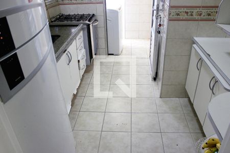 Cozinha de apartamento à venda com 3 quartos, 67m² em Picanço, Guarulhos
