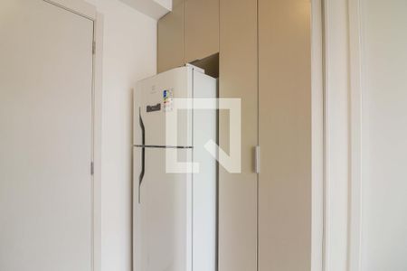 Cozinha de apartamento para alugar com 1 quarto, 25m² em Vila Butantã, São Paulo