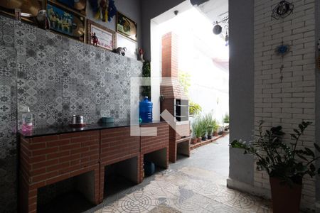 Casa à venda com 6 quartos, 300m² em Vila Buenos Aires, São Paulo