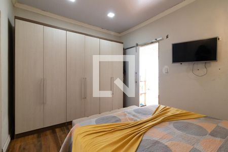 Casa à venda com 6 quartos, 300m² em Vila Buenos Aires, São Paulo