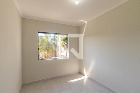 Quarto 1 de casa para alugar com 3 quartos, 90m² em Cidade Industrial de Curitiba, Curitiba