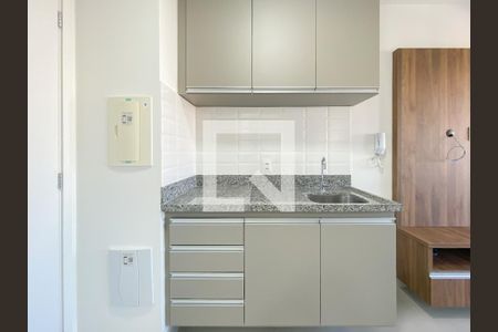 Cozinha de apartamento para alugar com 1 quarto, 31m² em Moema, São Paulo