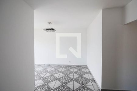 Apartamento à venda com 2 quartos, 56m² em Vila Nivi, São Paulo