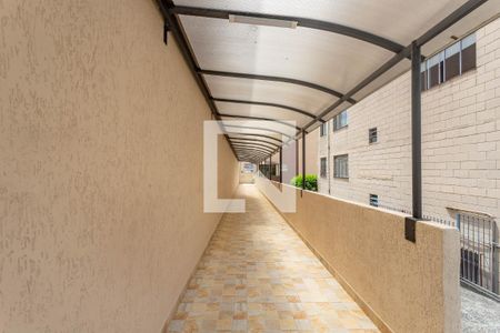 Entrada  de apartamento à venda com 2 quartos, 70m² em Centro, Diadema