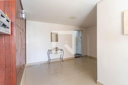 Hall social  de apartamento à venda com 2 quartos, 70m² em Centro, Diadema