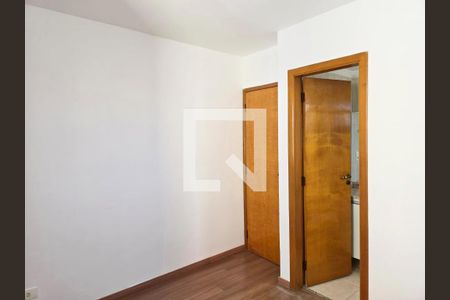 Suíte  de apartamento à venda com 3 quartos, 68m² em Centro, Guarulhos