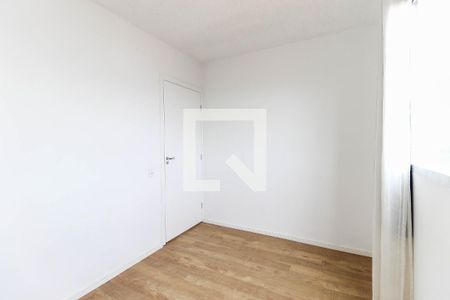 Quarto 1 de apartamento para alugar com 2 quartos, 40m² em Jardim Helian, São Paulo