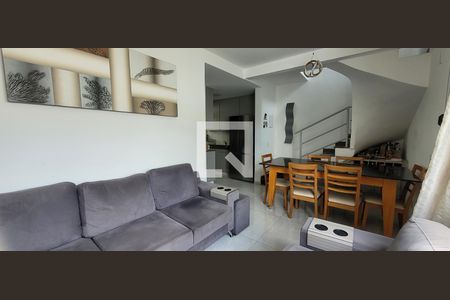 sala  de casa à venda com 2 quartos, 90m² em Chácaras, Betim