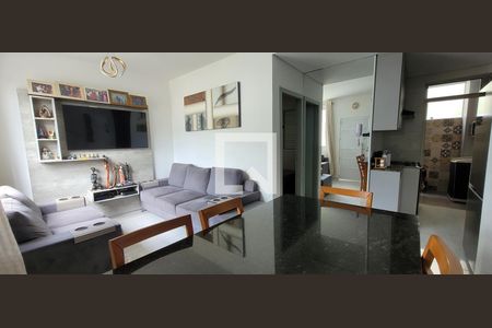 sala  de casa à venda com 2 quartos, 90m² em Chácaras, Betim