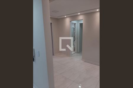 Apartamento à venda com 2 quartos, 45m² em Quitaúna, Osasco