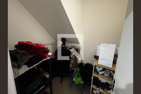 Closet do quarto 1 de casa de condomínio para alugar com 4 quartos, 144m² em Recreio dos Bandeirantes, Rio de Janeiro