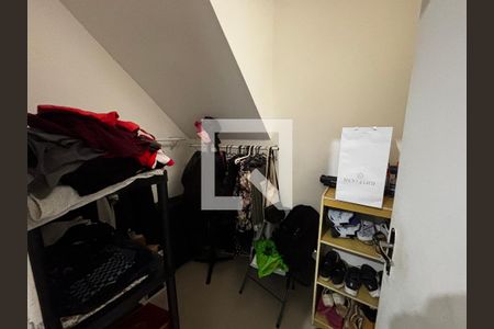 Closet do quarto 1 de casa de condomínio para alugar com 4 quartos, 144m² em Recreio dos Bandeirantes, Rio de Janeiro